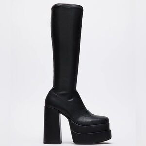 Steve Madden Platform Boots